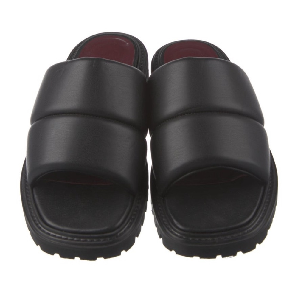 Staud Black Leather Slides
Women's Size: 11 IT41 - Picture 3 of 5